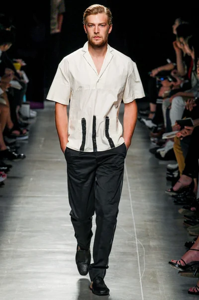 Look 38